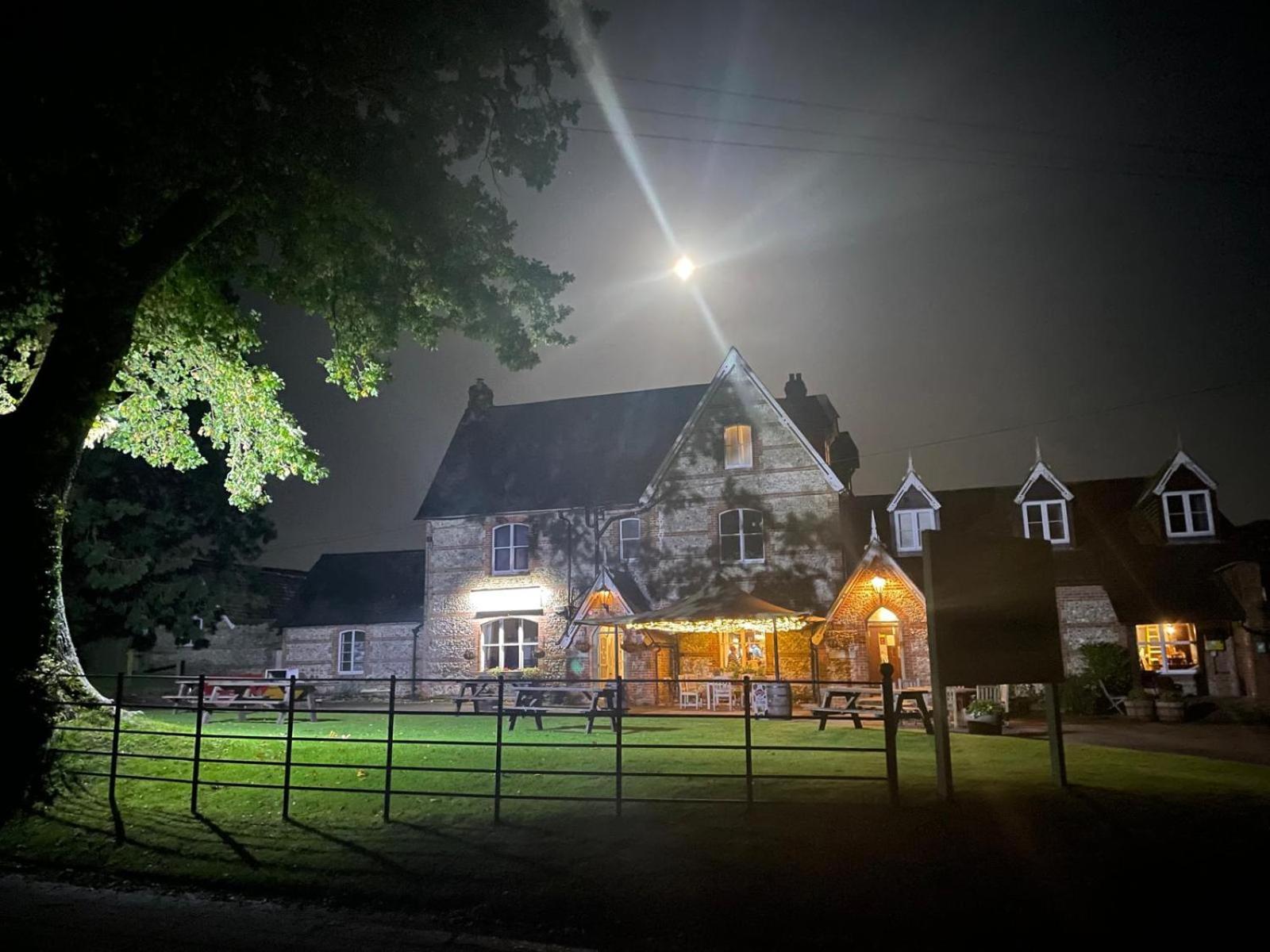 The Fox Inn Ansty  Exterior foto